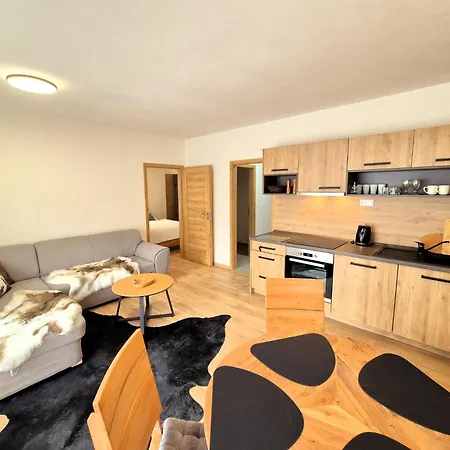 Apartment Zapace Myto Apartmanovy Dom
