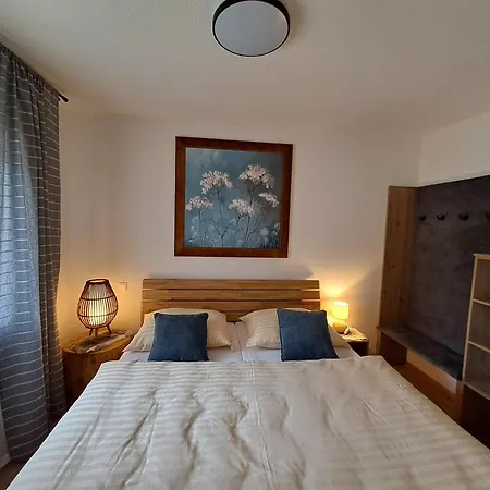 Apartment Zapace Myto Apartmanovy Dom *