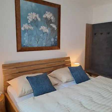 Apartment Zapace Myto Apartmanovy Dom